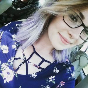 Meet your Posher, Lindsey